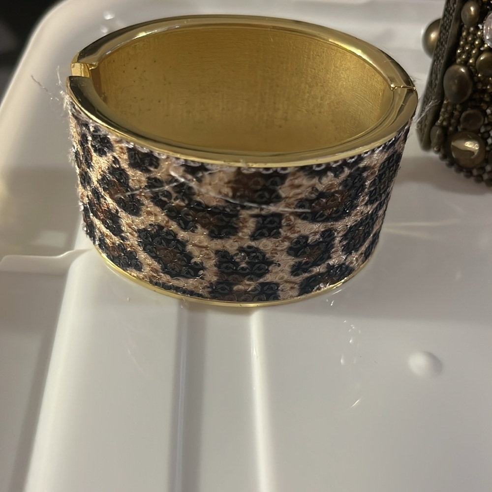Leopard 🐆 print bracelet